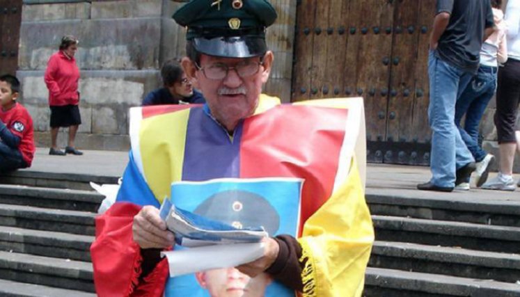 Raúl Carvajal, padre del cabo primero Raúl Antonio Carvajal