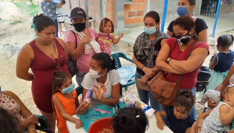 Capacitación a mujeres migrantes