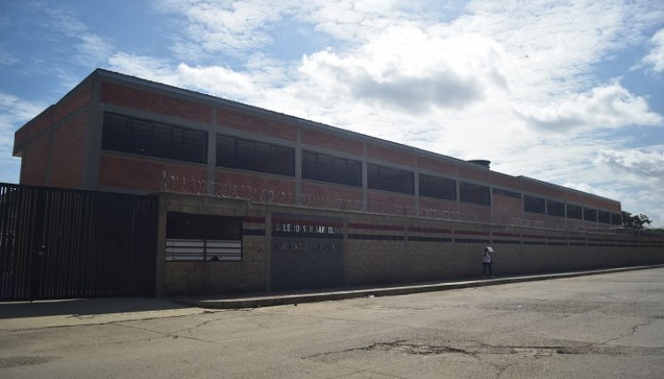 La escuela ha visto crecer en sus aulas a numerosas generaciones. / Pablo Castillo / La Opinión.