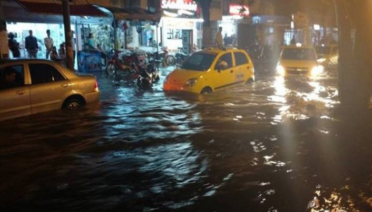 Cada vez que llueve, los barrios Zulima y Guaimaral se convierten en los protagonistas de las inundaciones.  / Cortesía/ La Opinión 