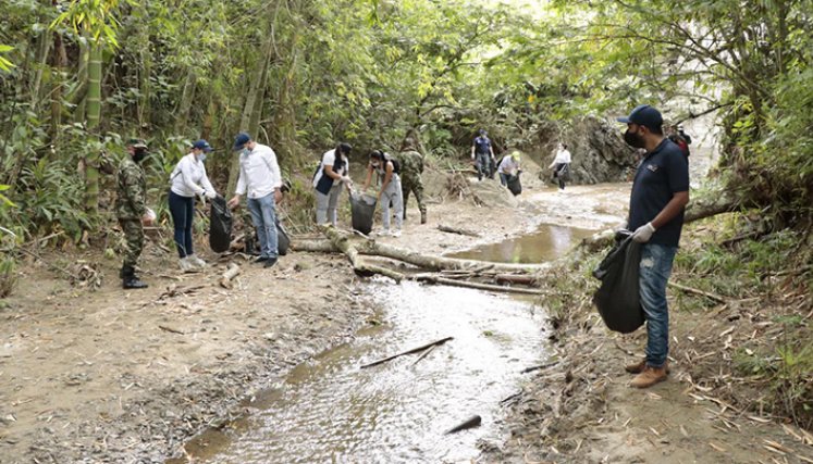En la vereda La Pradera se recolectaron 300 kilos de inservibles y se aprovecharon 125 para reincorporarlos a la cadena productiva.