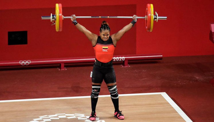 Mercedes Pérez, pesista colombiana. 