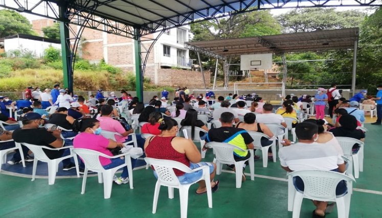 De acuerdo con el reporte del Instituto Departamental de Salud, el sábado se aplicaron 16.858 dosis en Norte de Santander. / Foto Cortesía para La Opinión 