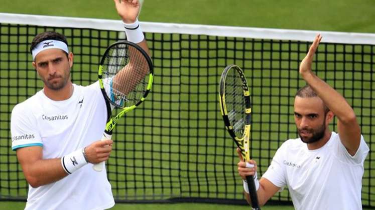 Con una victoria en cuatro sets, los tenistas colombianos Juan Sebastián Cabal y Robert Farah (Equipo Colsanitas, Babolat) se instalaron en la ronda de cuartos de final de Wimbledon (Reino Unido, césped). / Foto: Fedecoltenis