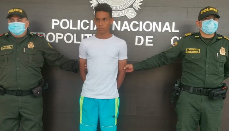 Alejandro Gabriel Alfaro Pabón capturado por porte ilegal.