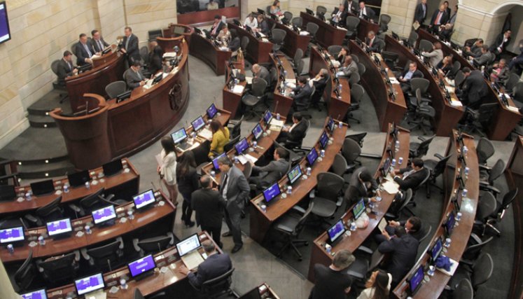 Proponen reforma para que el Congreso sesione un mes más