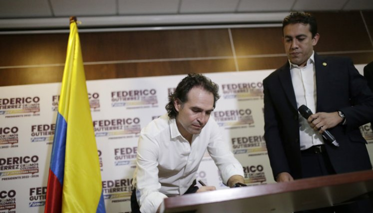 Federico Gutiérrez inscribió su candidatura presidencial