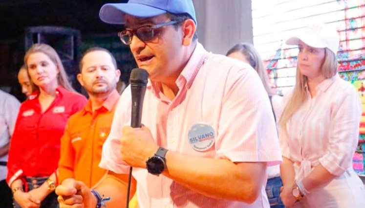 Gobernador Silvano Serrano le solicitó al Ministerio de Transporte que no se cierre la oficina del Invías en Ocaña./Foto Archivo