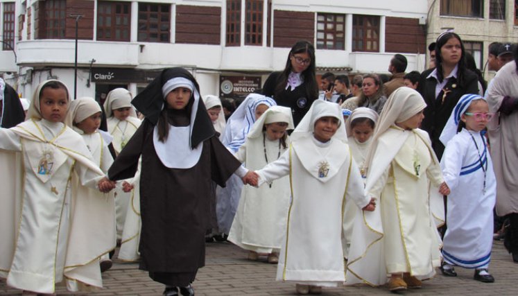  Más de 500 niños participan en las procesiones de la Semana Santa. 