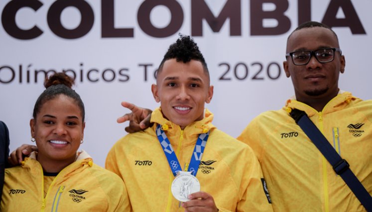 Mosquera : “sentí y viví en el podio algo que soñé y trabajé durante años” 