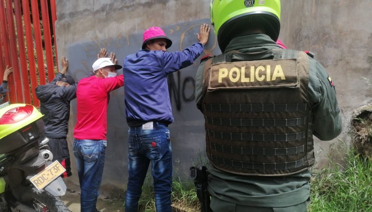 La Policía y Ejército patrullan el perímetro urbano de Pamplona. Foto Cortesía/La Opinión