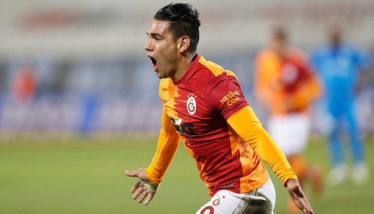 Radamel Falcao García, goleador colombiano. 