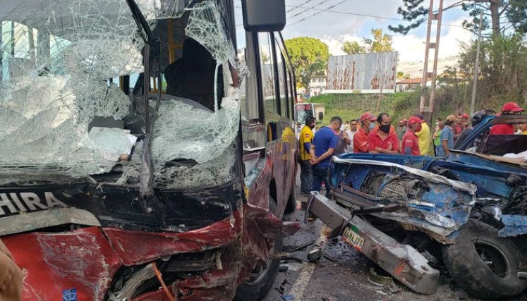 La situación económica que impera en Venezuela impide mantener los vehículos al día.