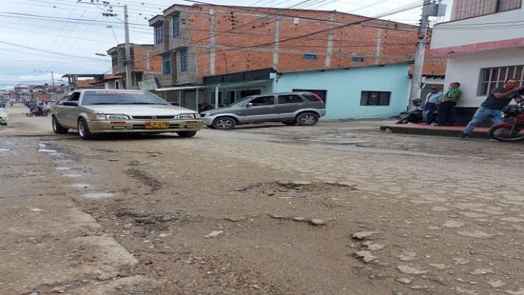 Mejoramiento vial para garantizar el transporte de los productos agrícolas.