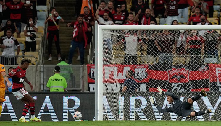 Flamengo derrotó 2-0 a Barcelona de Ecuador en las semifinales de la Copa Libertadores. 