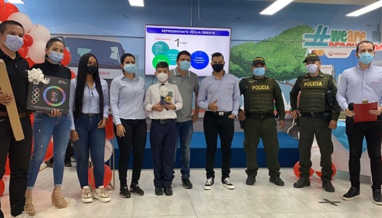 El ganador del concurso ambiental. / Cortesía/ La Opinión 
