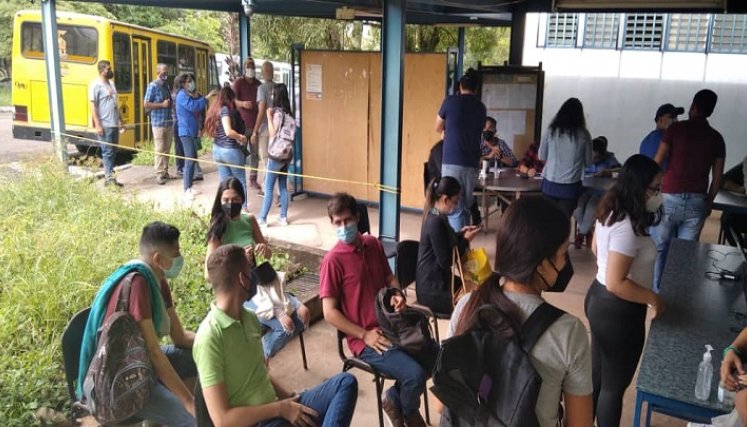 Amelia Fressel, autoridad Única en Salud para el estado Táchira, señaló que, el 30% de la población se encuentra completamente inmunizada. / Cortesía/ La Opinión 