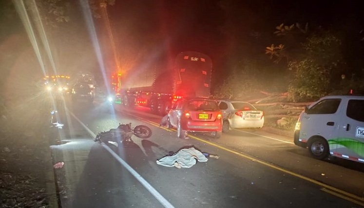 Arley Gregorio Hernández Díaz fue embestido por un vehículo, luego de que perdiera el control de la moto.