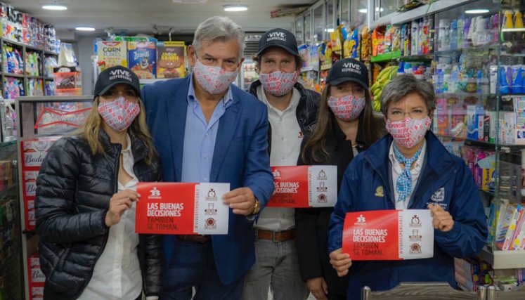 La iniciativa contó con el apoyo de autoridades locales como la alcaldesa de Bogotá, Claudia López; Fenalco, Policía Nacional y Asobares. / Foto: Cortesía