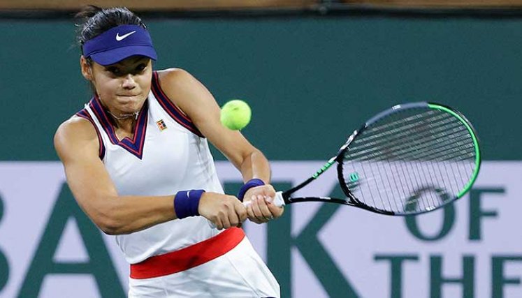 La británica Emma Raducanu se despidió muyb temprano del Indian Wells.