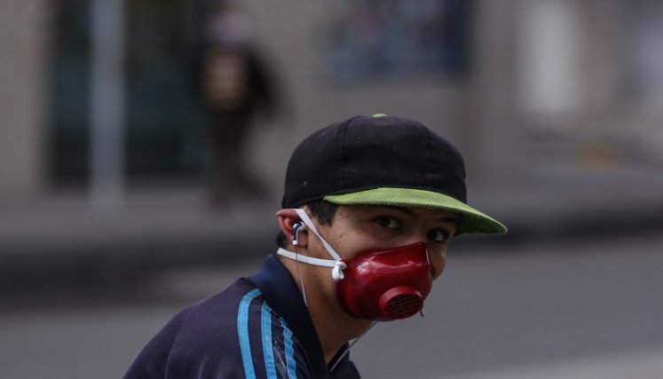 el uso correcto del tapabocas, el lavado frecuente de manos y la ventilación de los espacios seguirá siendo fundamental. /AFP
