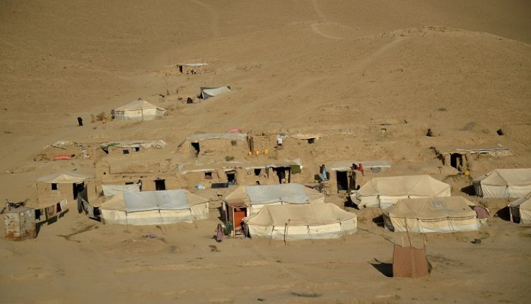 La sequía acecha los campos resecos alrededor del remoto distrito afgano de Bala Murghab./AFP