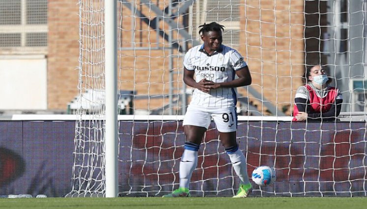 Duván Zapata, delantero del Atalanta.