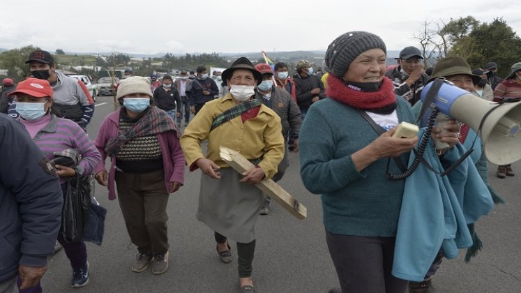 convocó junto a otros sectores como obreros y estudiantes a la protesta que incluyó una marcha en Quito el martes por la tarde. /AFP