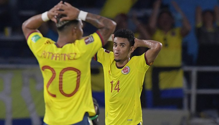 Gol anulado de Mina. 