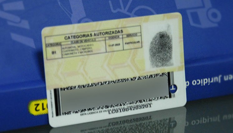 Licencia de conducción.