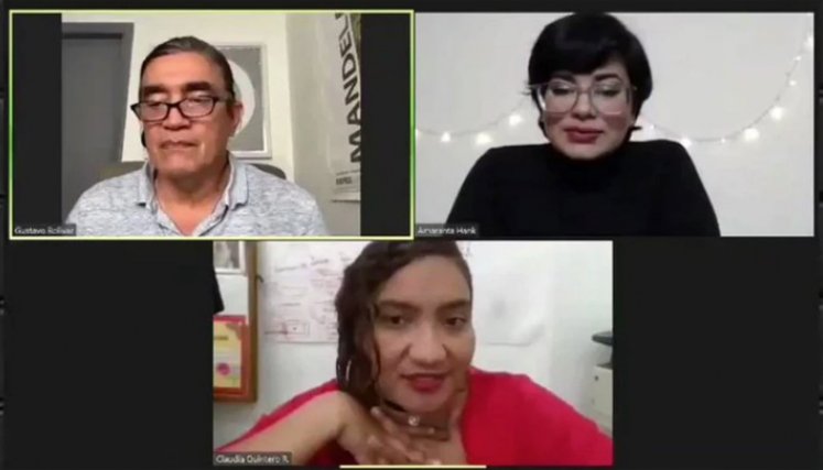 El senador Gustavo Bolívar, en su canal de YouTube ‘Cuarto de hora’, junto a la exactriz porno cucuteña Amaranta Hank (derecha) y la activista feminista Claudia Quintero (abajo).