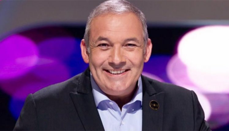 César Escola. 