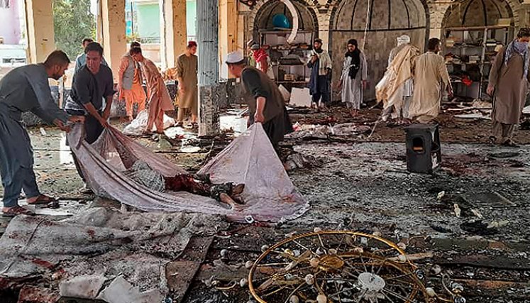 Al menos 55 muertos en un atentado en Afganistán
