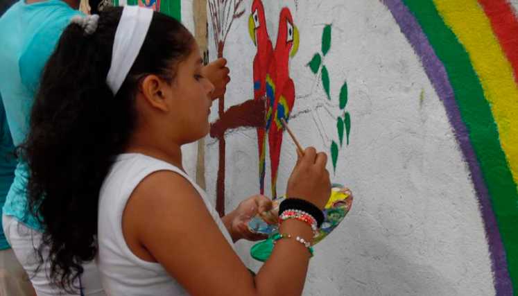 Los niños exploran sus diferentes gustos por las artes.