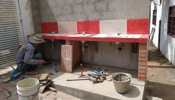 El colegio ha invertido en protocolos de bioseguridad. Fueron instalados 17 lavamos en las tres sedes.