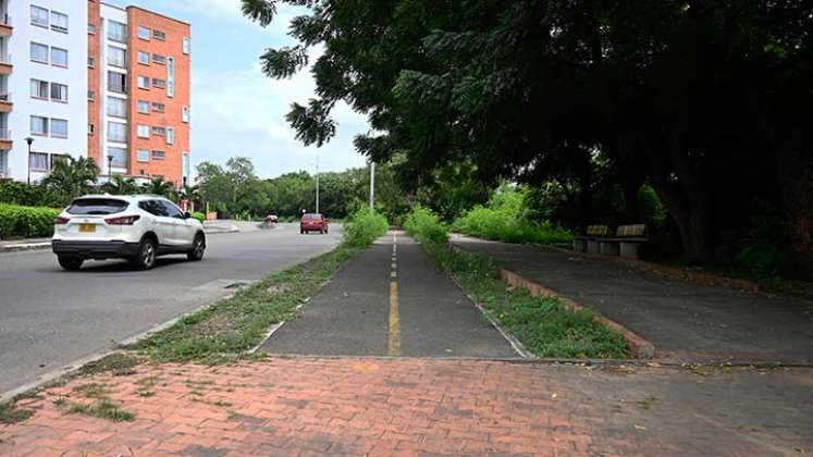 En muchos sitios de la ciudad no existe señalización vial/ Foto Jorge Gutiérrez