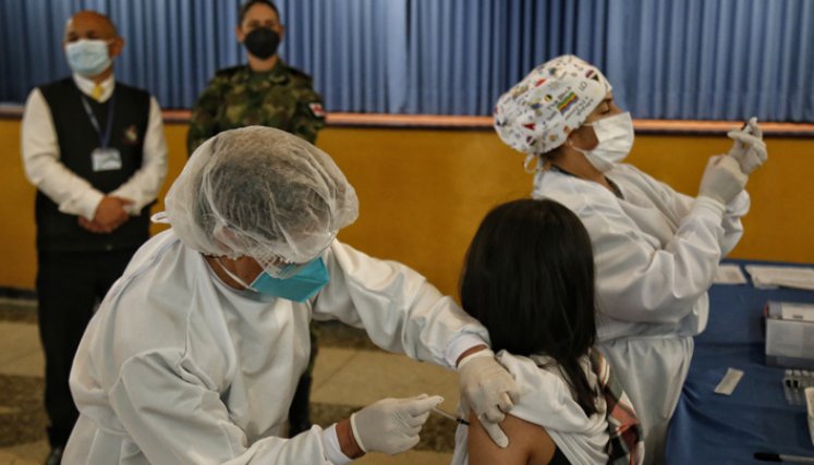 Ya se han administrado 597.871 refuerzos o tercera dosis. / Foto: Colprensa