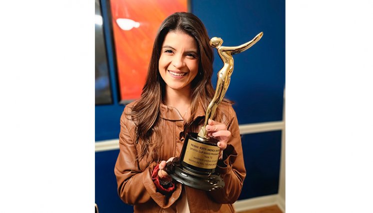 María Claudia Mora se alza con premio Promax