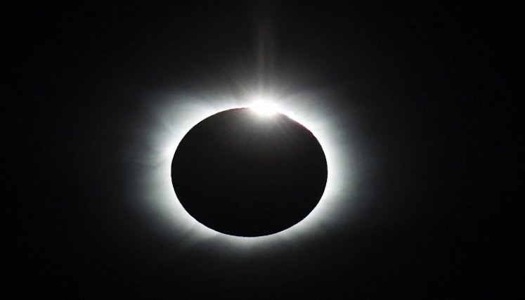 Eclipse solar