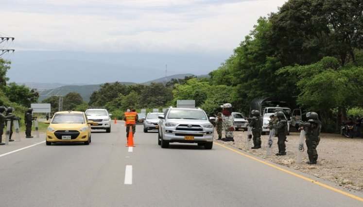 Más de 2.000 policías harán presencia en las poblaciones y corredores viales del departamento durante las festividades. / Foto: Archivo / La Opinión 