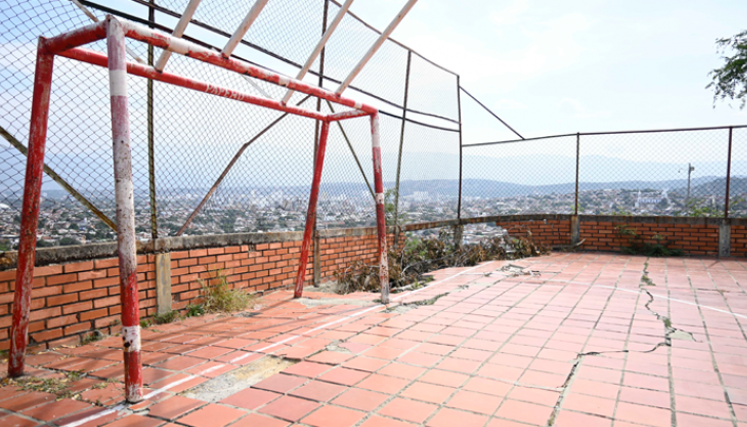  Cancha de la Virgen de Fátima, ubicada en la calle 8 con avenida 24 del barrio San Miguel.