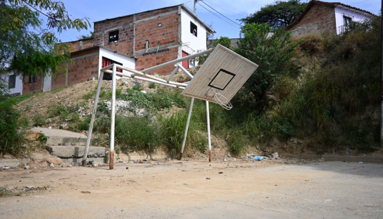 Cancha del barrio Cundinamarca ubicada en la calle 10 con la avenida 21. 