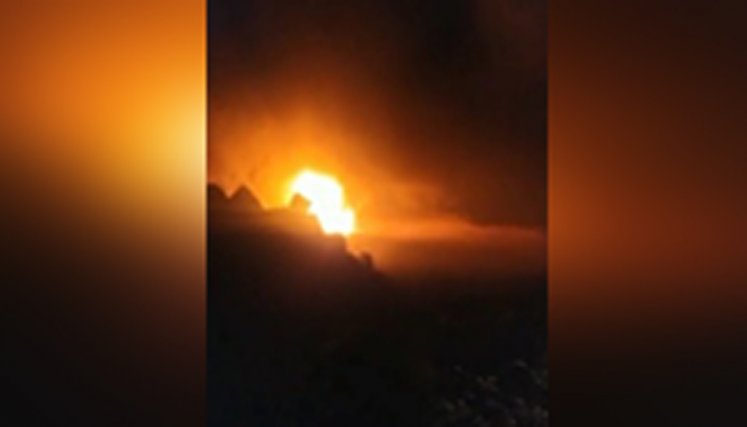Incineraron una turbo en vía de La Soberanía./Foto: cortesía