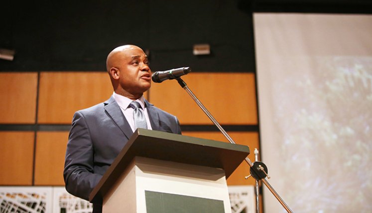 Luis Gilberto Murillo.