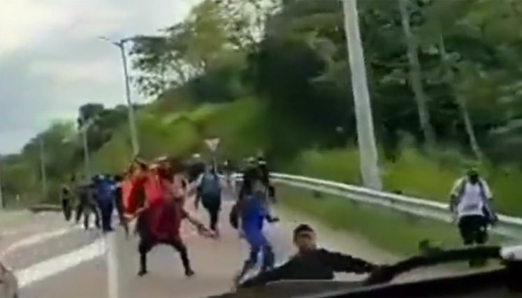 Conductor grabó intentos de hurto en el sector Caño Alegre de la autopista Medellín-Bogotá