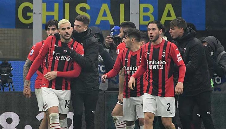 El  AC Milan se montó en el liderato de la Liga italiana.
