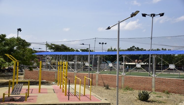 Más de 20 lámparas están dañadas.  / Foto: Pablo Castillo 