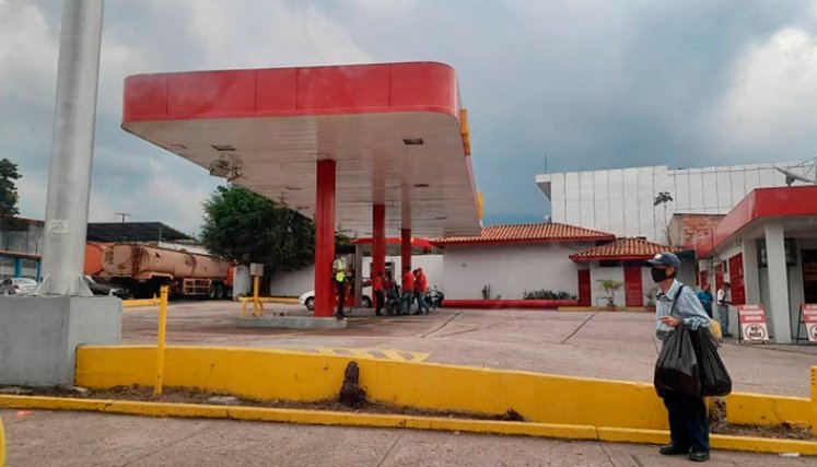 Hay escasez de gasolina en Táchira