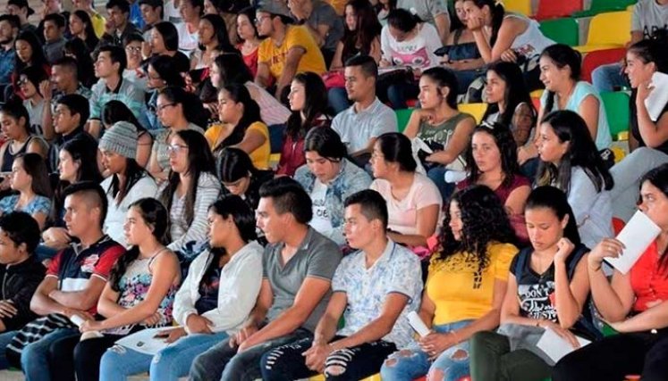 jovenes buscaran salidas a a crisis que vive la frontera./Foto Archivo