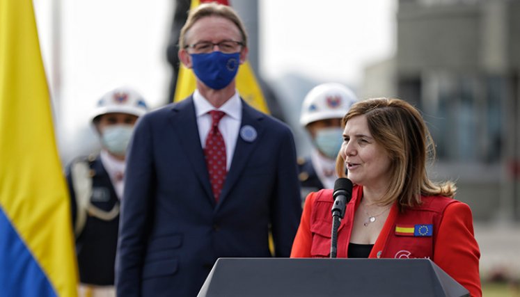 Colombia recibió más de 1.166.000 vacunas Pfizer donadas por España